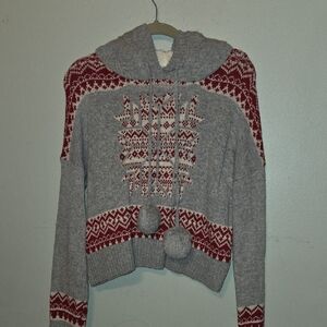 Chic Gray and Red Patterned Hooded Sweater